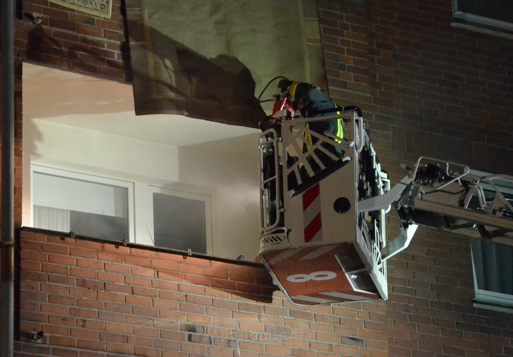 Feuer 1 Balkon Koeln Vingst Miltenbergerstr P5502.JPG - Miklos Laubert